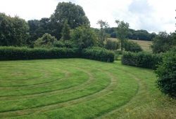 circular lawn